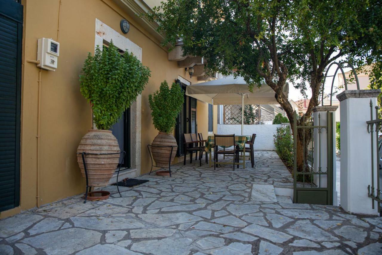 Palairos Historic Property 外观 照片